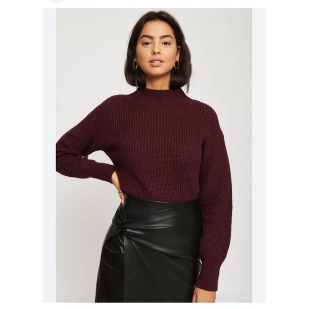 Dynamite‎ Size XS Mock Turtleneck Long Sleeve Knit Stretch Women's Sweater